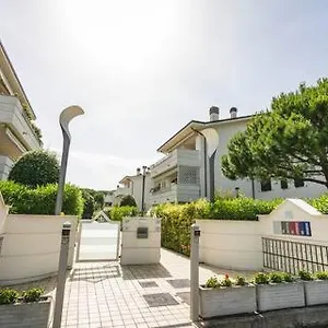 https://appartamento-perla-marina.emilia-romagnahotels.net